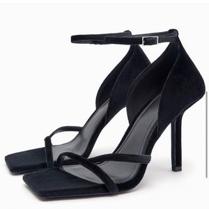Zara Heeled Velvet Sandals Size 37